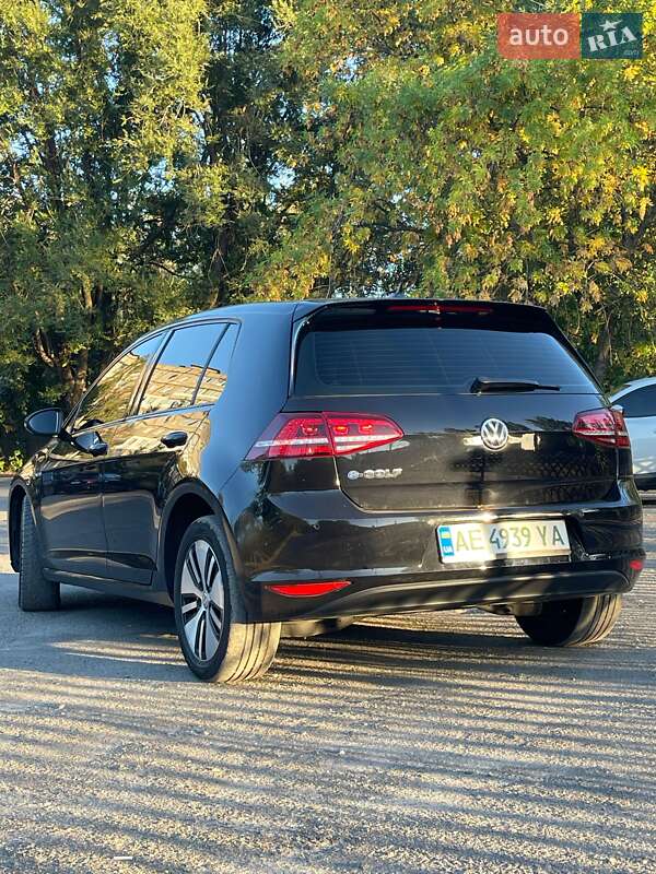 Хэтчбек Volkswagen e-Golf 2015 в Днепре фото 9 Хэтчбек Volkswagen e-Golf 2015 в Днепре