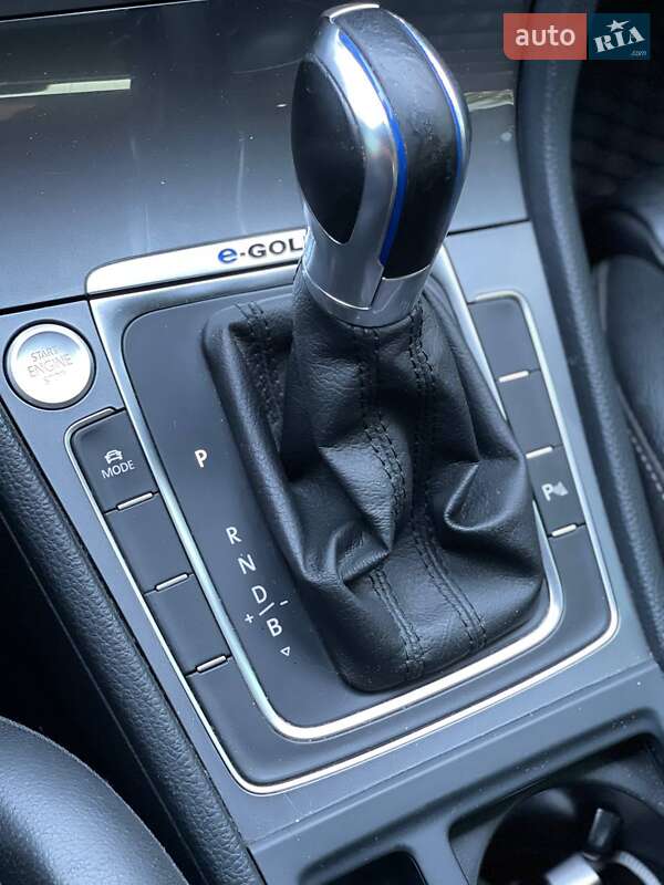 Хэтчбек Volkswagen e-Golf 2015 в Днепре фото 17 Хэтчбек Volkswagen e-Golf 2015 в Днепре