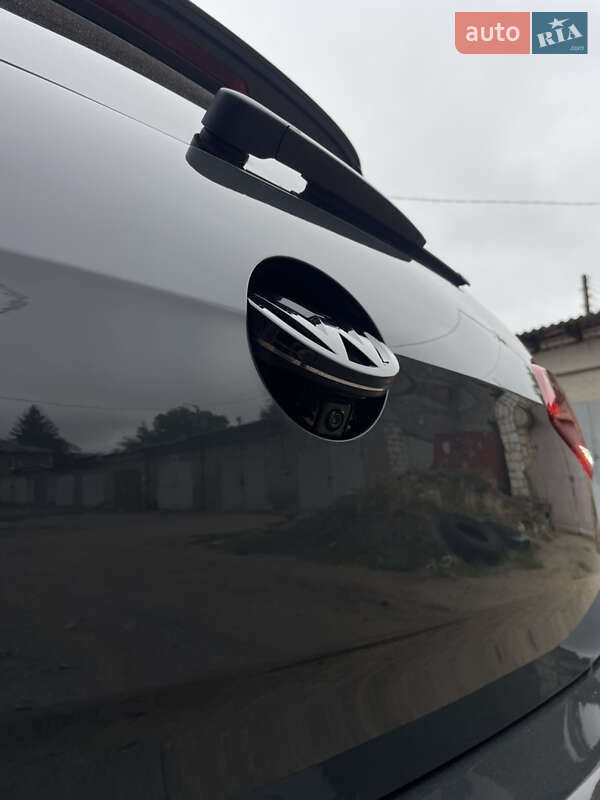 Хэтчбек Volkswagen e-Golf 2020 в Вознесенске