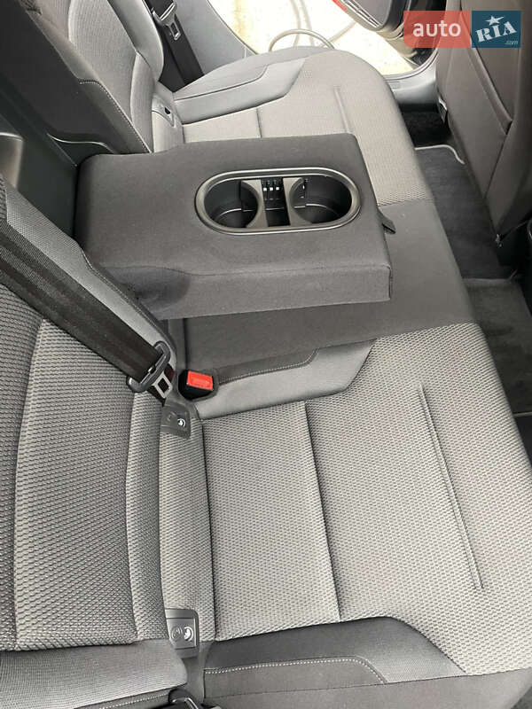 Хэтчбек Volkswagen e-Golf 2020 в Вознесенске