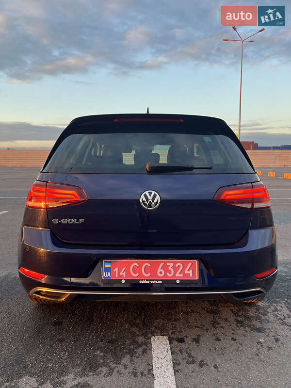 Хетчбек Volkswagen e-Golf 2017 в Львові