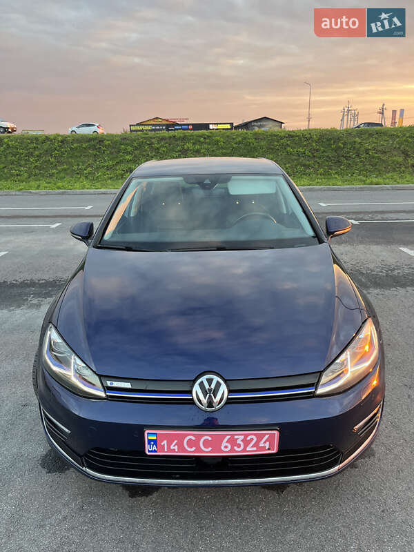 Хетчбек Volkswagen e-Golf 2017 в Львові