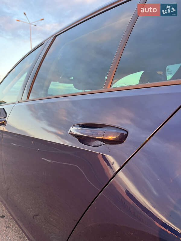 Хетчбек Volkswagen e-Golf 2017 в Львові