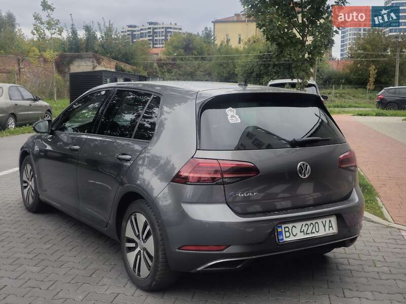 Хетчбек Volkswagen e-Golf 2018 в Львові