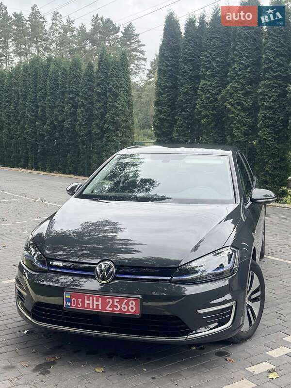 Хэтчбек Volkswagen e-Golf 2020 в Шепетовке