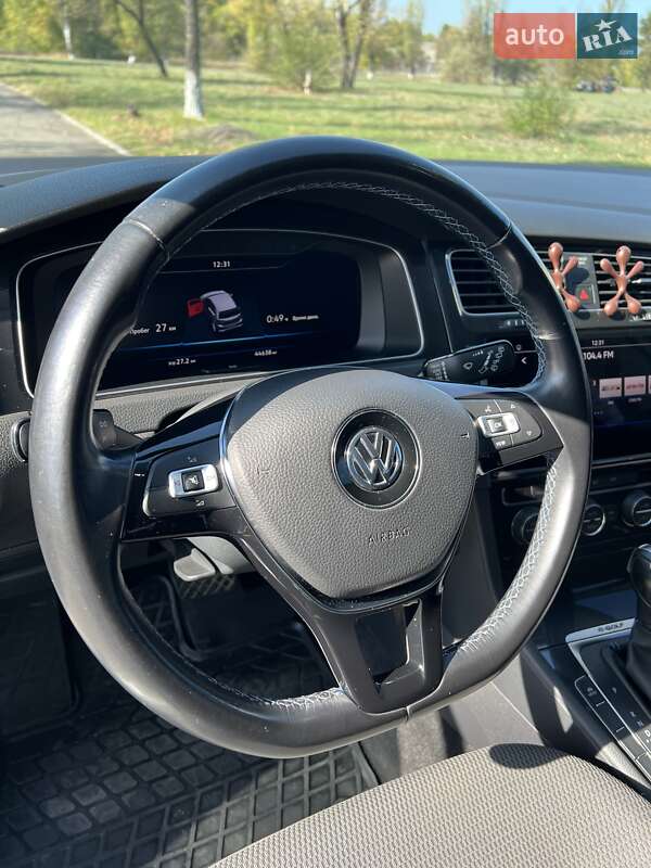 Хэтчбек Volkswagen e-Golf 2020 в Каменском