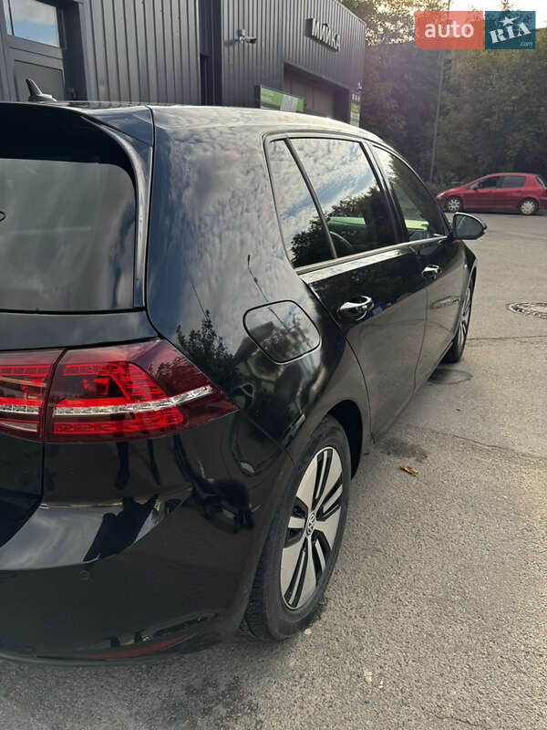 Хэтчбек Volkswagen e-Golf 2016 в Львове фото 7 Хэтчбек Volkswagen e-Golf 2016 в Львове