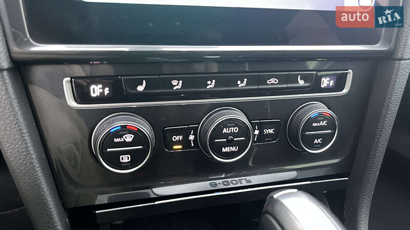 Хэтчбек Volkswagen e-Golf 2020 в Запорожье