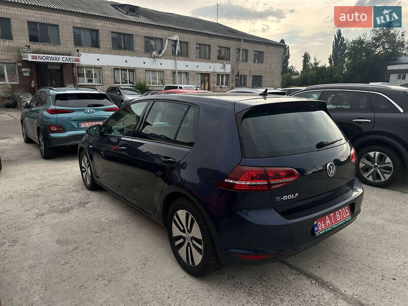Хэтчбек Volkswagen e-Golf 2016 в Житомире