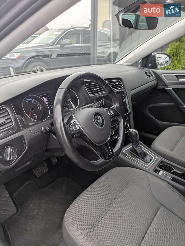 Хетчбек Volkswagen e-Golf 2020 в Львові