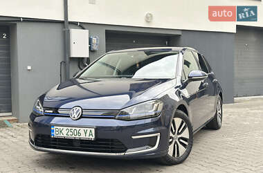 Хэтчбек Volkswagen e-Golf 2017 в Ровно