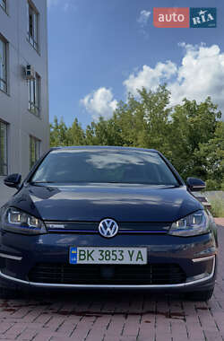 Хэтчбек Volkswagen e-Golf 2015 в Ровно
