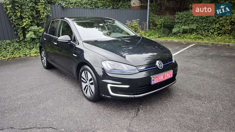 Хэтчбек Volkswagen e-Golf 2015 в Каменец-Подольском фото 9 Хэтчбек Volkswagen e-Golf 2015 в Каменец-Подольском