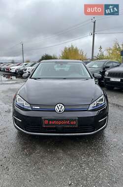 Хетчбек Volkswagen e-Golf 2015 в Білогородці