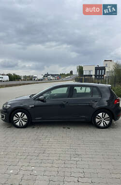 Хетчбек Volkswagen e-Golf 2020 в  фото 4 Хетчбек Volkswagen e-Golf 2020 в