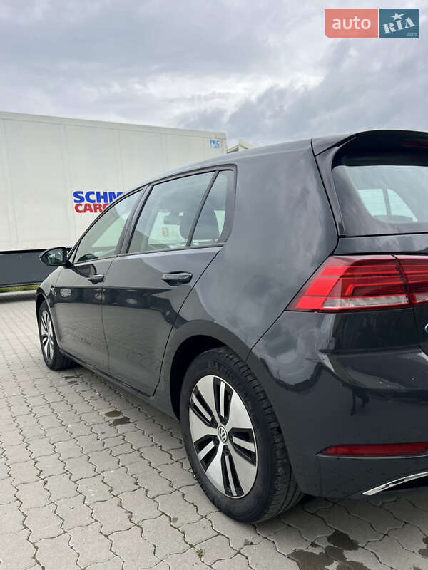 Хэтчбек Volkswagen e-Golf 2020 в Львове фото 15 Хэтчбек Volkswagen e-Golf 2020 в Львове