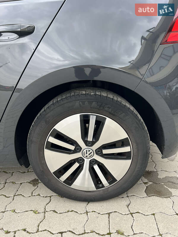 Хэтчбек Volkswagen e-Golf 2020 в Львове фото 24 Хэтчбек Volkswagen e-Golf 2020 в Львове