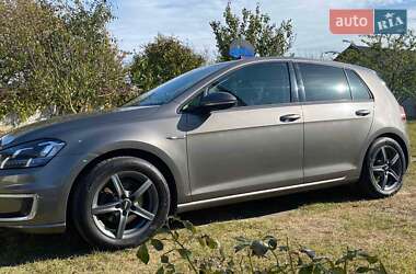 Хэтчбек Volkswagen e-Golf 2014 в Ровно