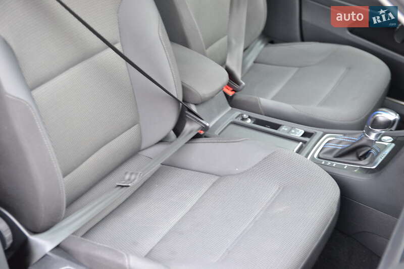 Хетчбек Volkswagen e-Golf 2018 в Луцьку