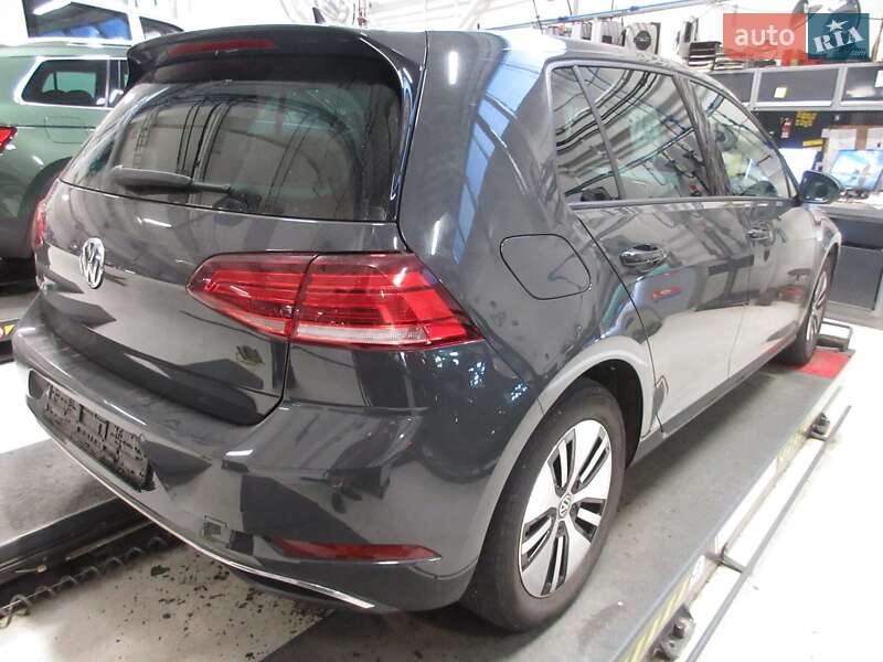 Хетчбек Volkswagen e-Golf 2018 в Луцьку