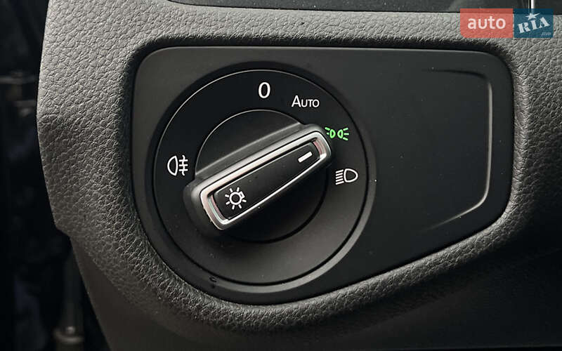 Хэтчбек Volkswagen e-Golf 2019 в Мукачево