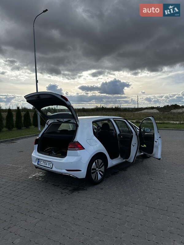 Хэтчбек Volkswagen e-Golf 2020 в Львове