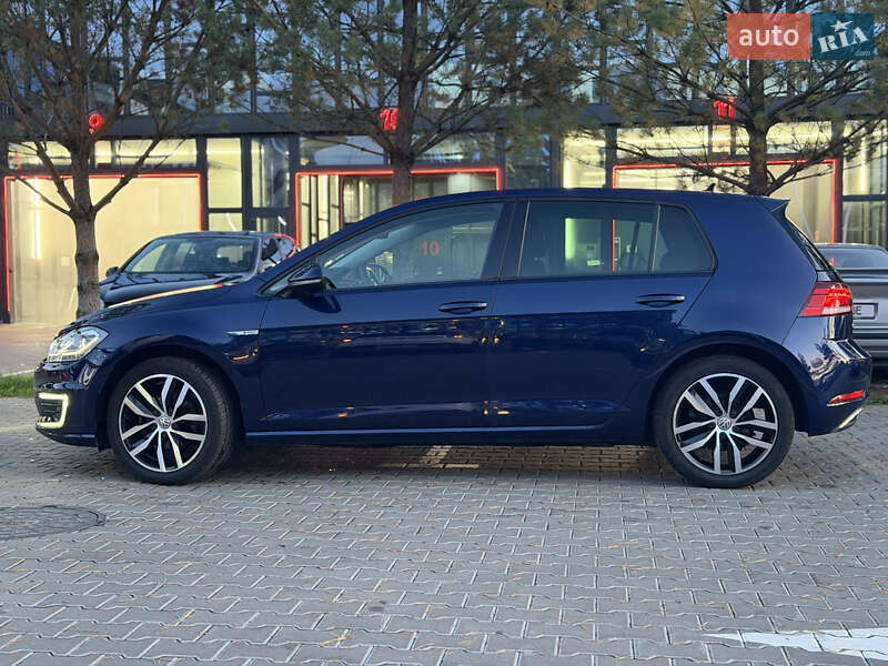 Хэтчбек Volkswagen e-Golf 2019 в Ровно