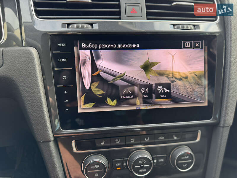 Хэтчбек Volkswagen e-Golf 2019 в Ровно