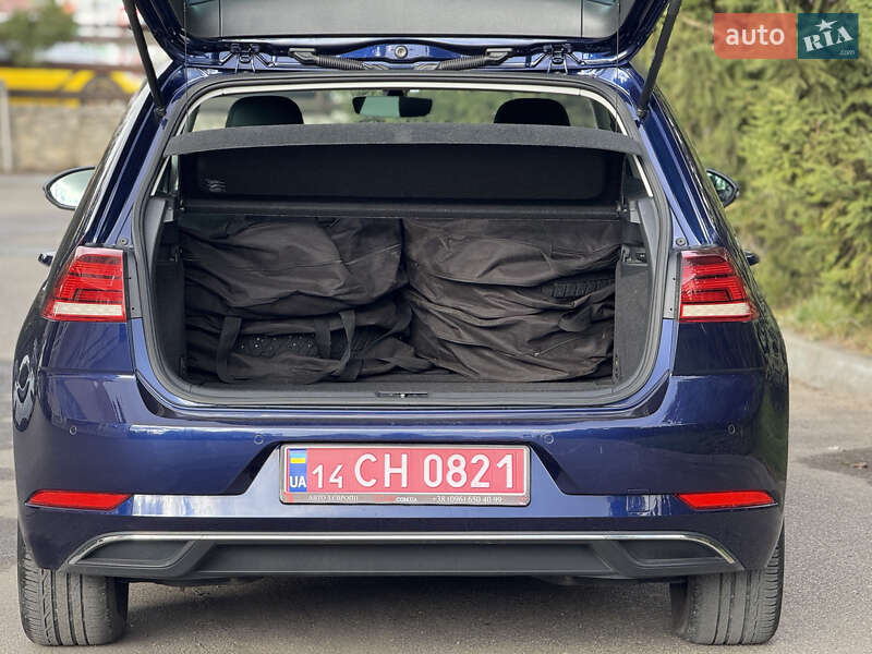 Хэтчбек Volkswagen e-Golf 2018 в Тернополе фото 12 Хэтчбек Volkswagen e-Golf 2018 в Тернополе