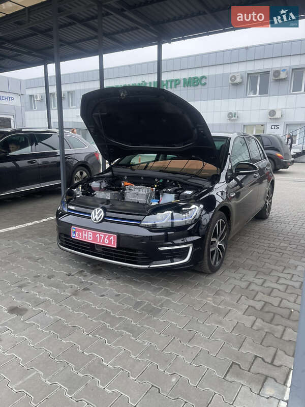 Хэтчбек Volkswagen e-Golf 2019 в Одессе