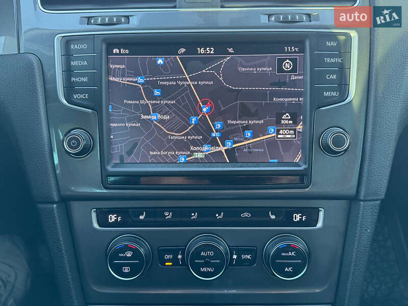 Хэтчбек Volkswagen e-Golf 2016 в Львове