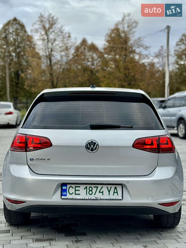 Хэтчбек Volkswagen e-Golf 2015 в Черновцах