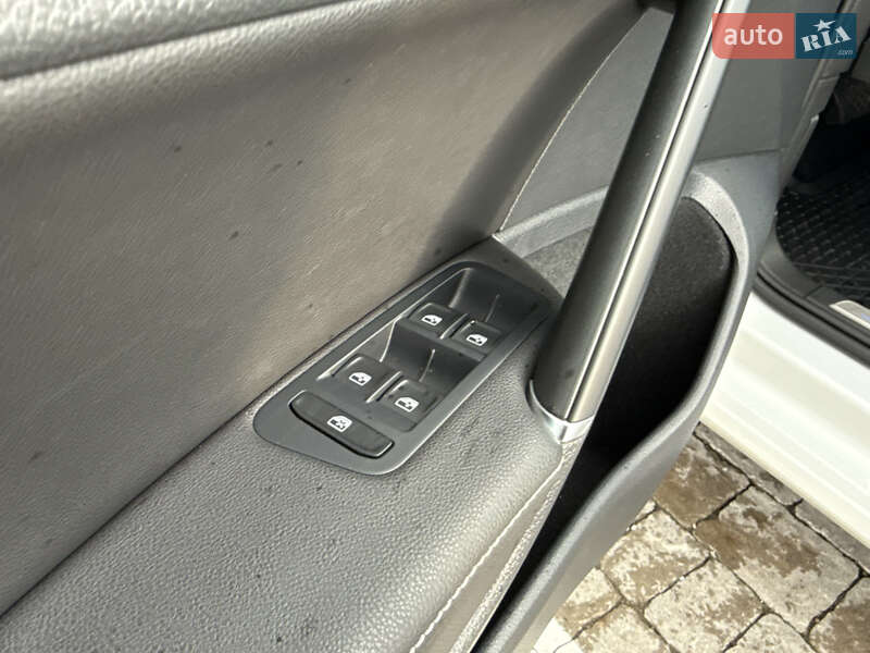 Хетчбек Volkswagen e-Golf 2018 в Рівному