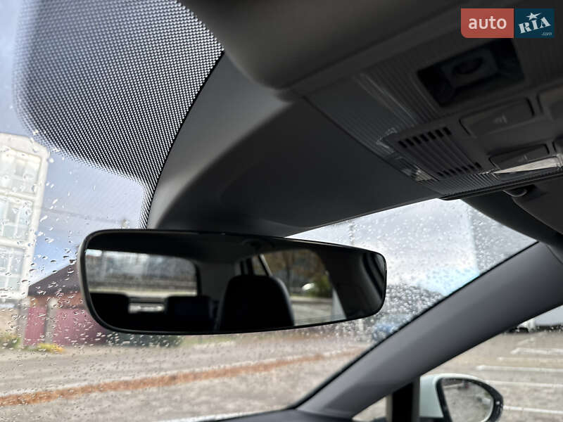 Хетчбек Volkswagen e-Golf 2018 в Рівному