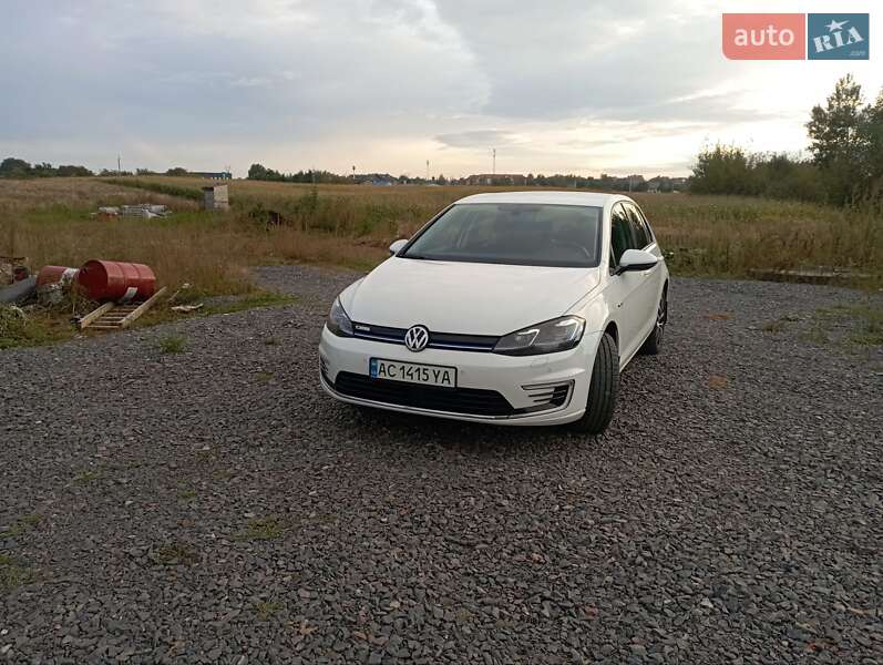 Хэтчбек Volkswagen e-Golf 2018 в Луцке