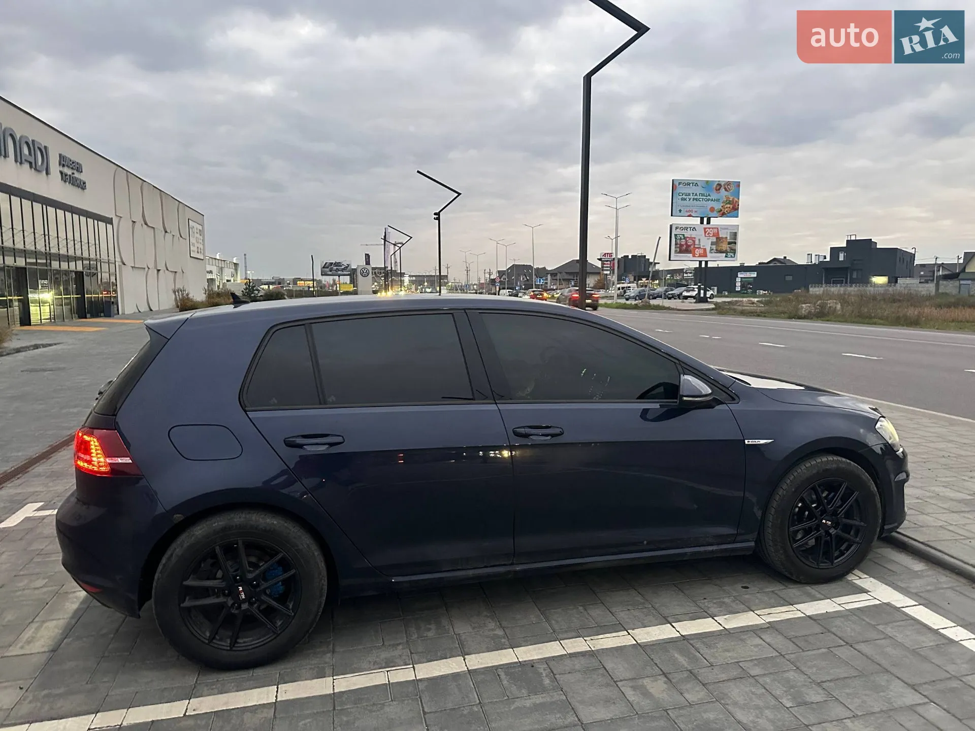 2014 Volkswagen Golf - мініатюра 5