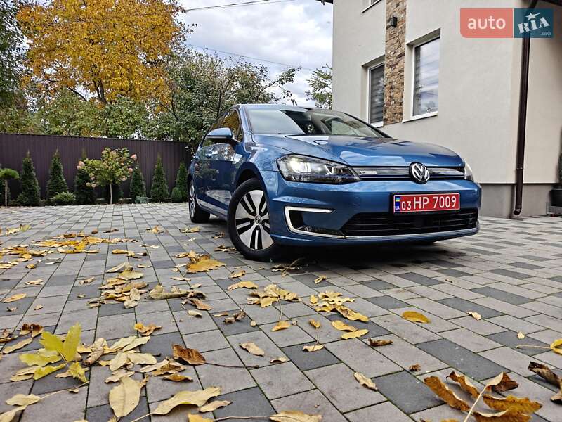 Хэтчбек Volkswagen e-Golf 2015 в Ивано-Франковске
