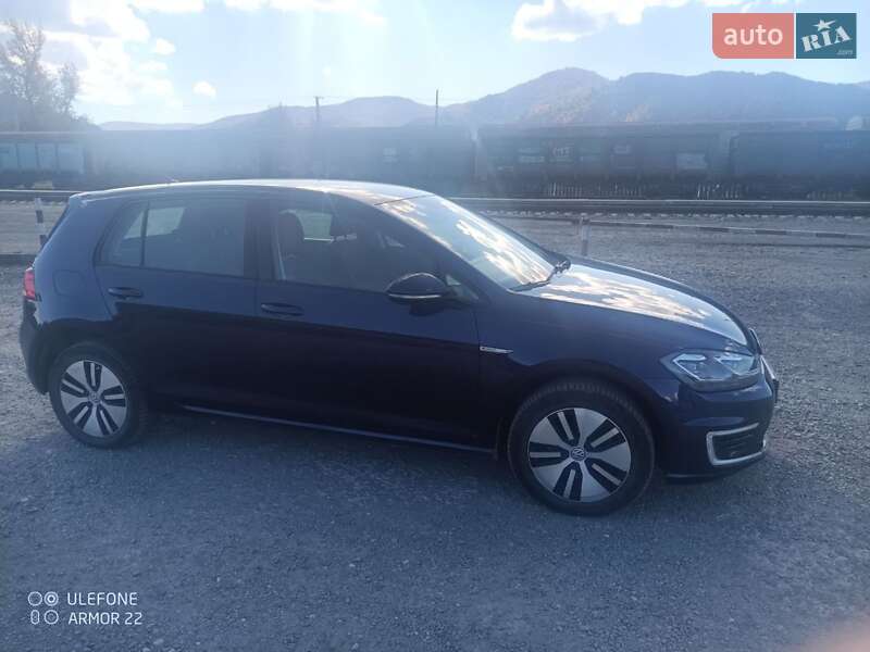Хэтчбек Volkswagen e-Golf 2019 в Хусте