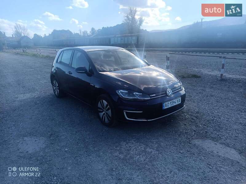 Хэтчбек Volkswagen e-Golf 2019 в Хусте