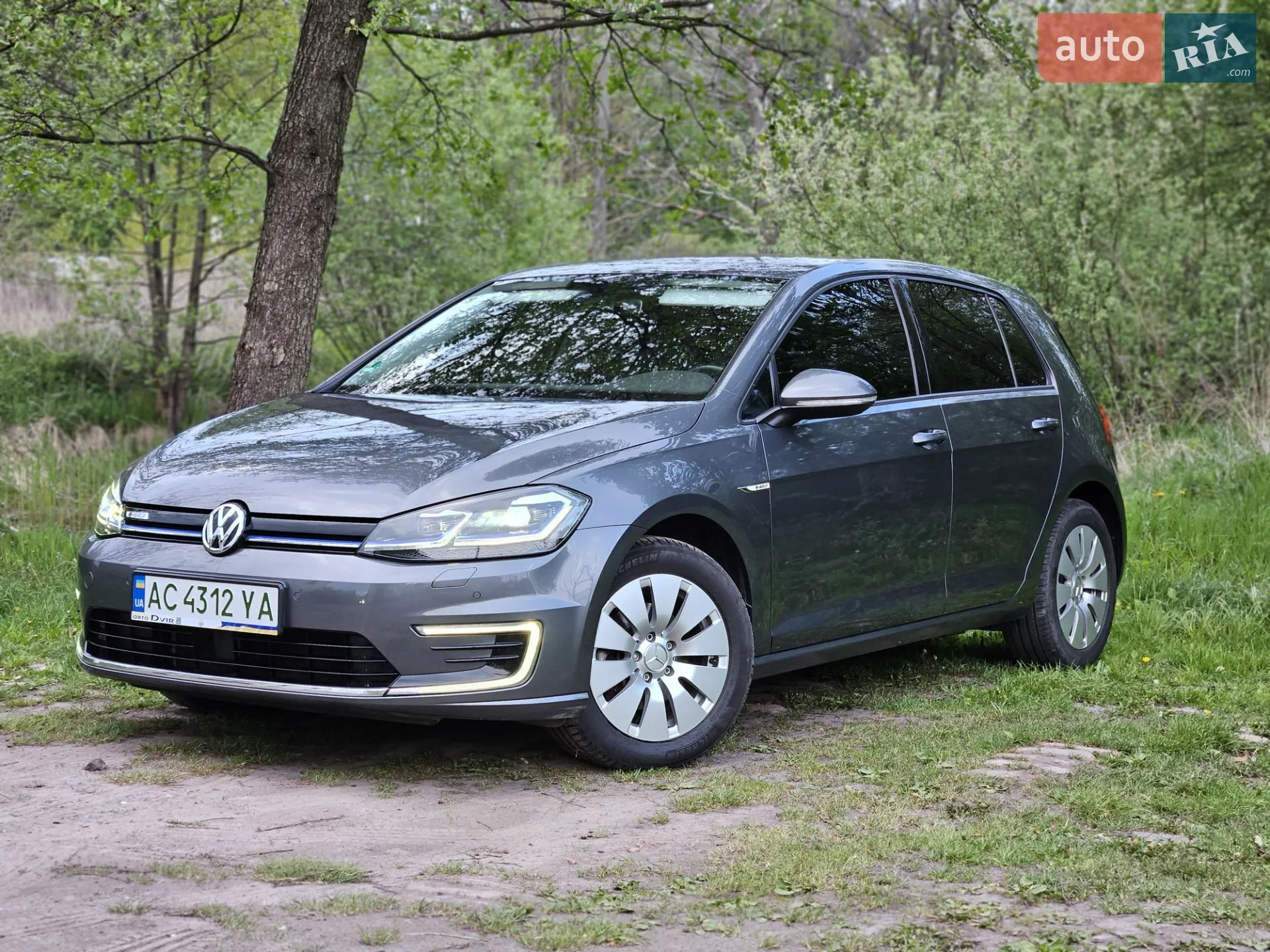 2020 Volkswagen Golf - мініатюра 4