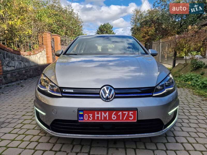 Хэтчбек Volkswagen e-Golf 2017 в Львове фото 10 Хэтчбек Volkswagen e-Golf 2017 в Львове