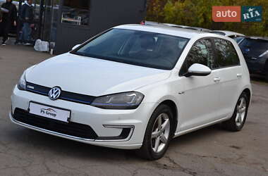 Хетчбек Volkswagen e-Golf 2015 в Луцьку