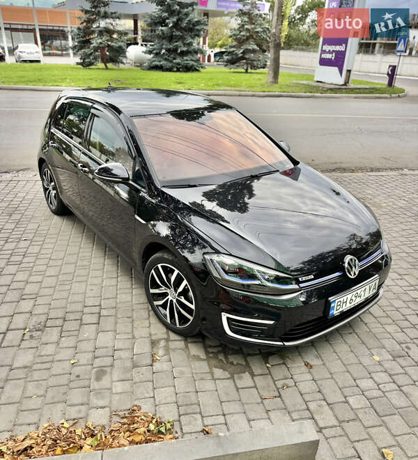 Хэтчбек Volkswagen e-Golf 2019 в Одессе