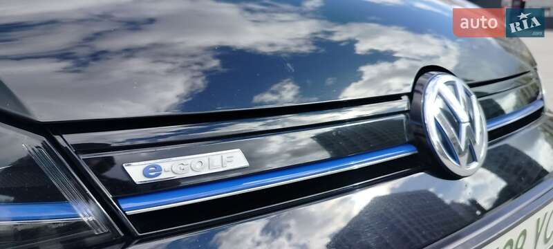 Хэтчбек Volkswagen e-Golf 2016 в Дублянах