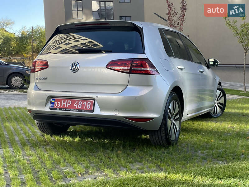 Хетчбек Volkswagen e-Golf 2015 в Львові