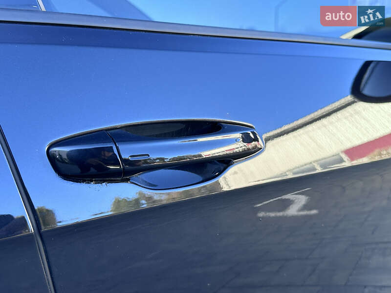 Хэтчбек Volkswagen e-Golf 2015 в Луцке фото 20 Хэтчбек Volkswagen e-Golf 2015 в Луцке