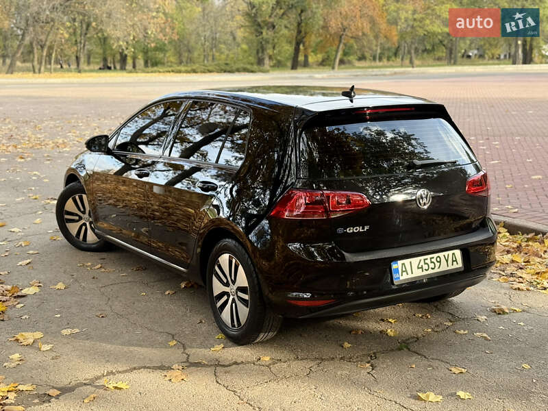 Хэтчбек Volkswagen e-Golf 2015 в Кропивницком