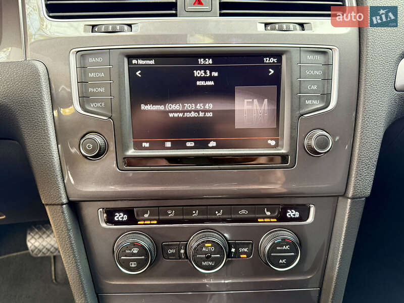 Хэтчбек Volkswagen e-Golf 2015 в Кропивницком