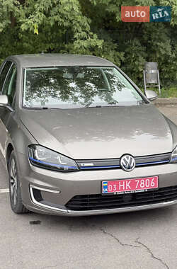 Хетчбек Volkswagen e-Golf 2015 в Кам'янець-Подільському