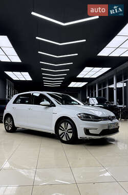 Хетчбек Volkswagen e-Golf 2017 в Дніпрі